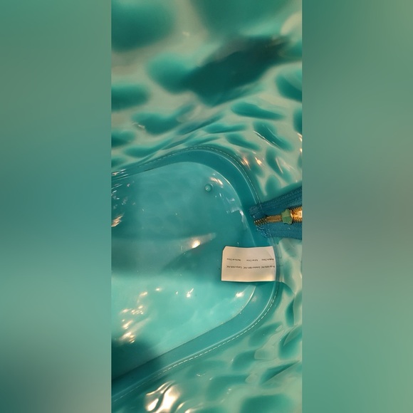 BETSY JOHNSON Teal quilted heart jelly satchel purse - Picture 2 of 5